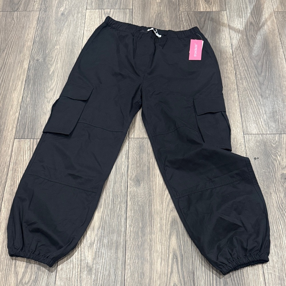 Shoe Dazzle Dark Cargo Joggers